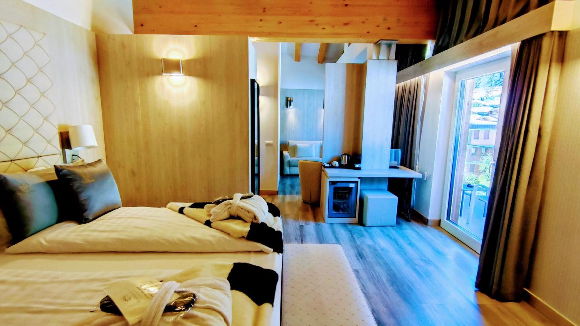 Hotel Rosengarten Madonna di Campiglio Ngoại thất bức ảnh